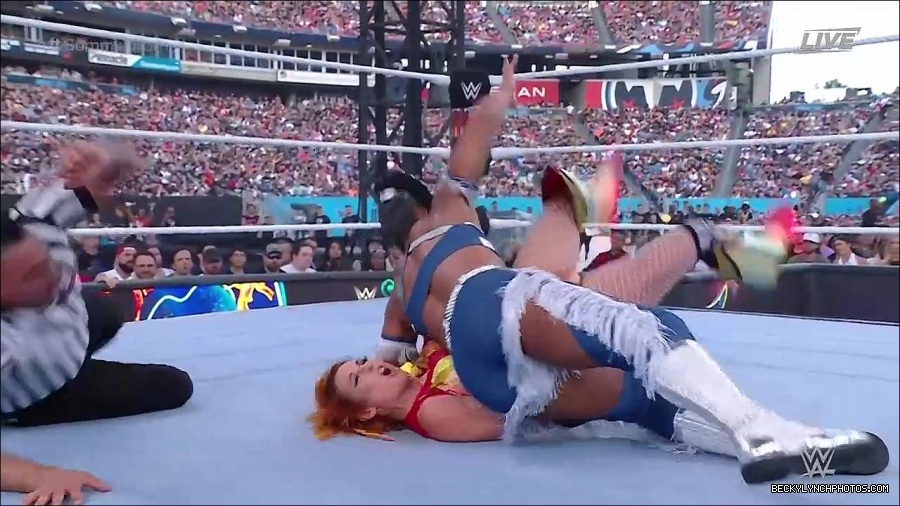 WWE_SummerSlam_2022_720p_WEB_h264-HEEL_mp4_001055254.jpg