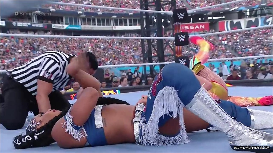 WWE_SummerSlam_2022_720p_WEB_h264-HEEL_mp4_001064854.jpg