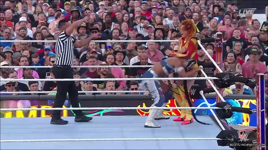 WWE_SummerSlam_2022_720p_WEB_h264-HEEL_mp4_001081254.jpg