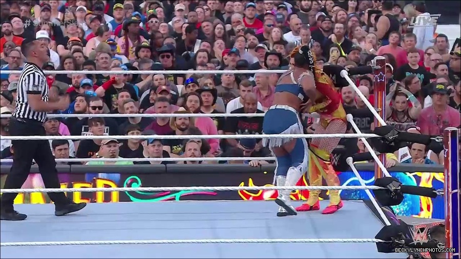 WWE_SummerSlam_2022_720p_WEB_h264-HEEL_mp4_001085654.jpg