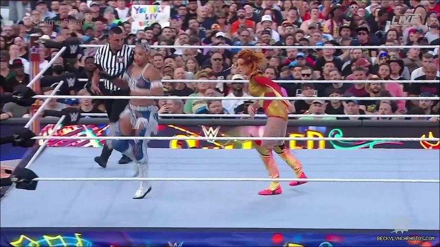 WWE_SummerSlam_2022_720p_WEB_h264-HEEL_mp4_001088454.jpg