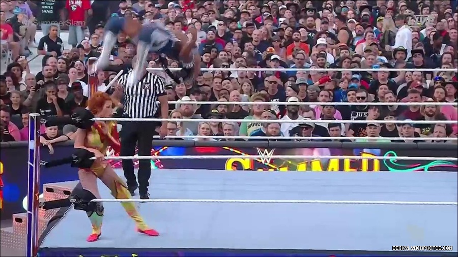 WWE_SummerSlam_2022_720p_WEB_h264-HEEL_mp4_001090454.jpg