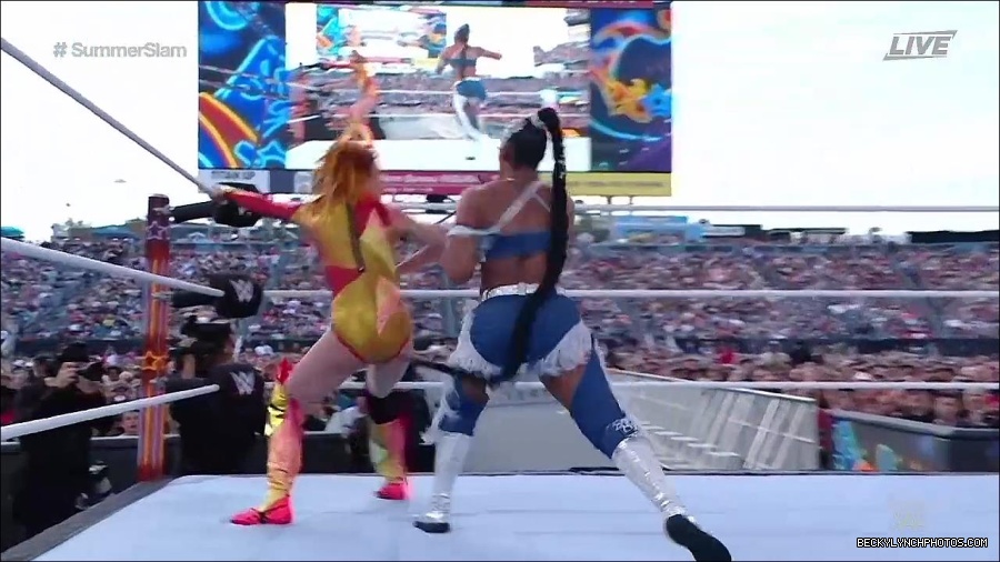 WWE_SummerSlam_2022_720p_WEB_h264-HEEL_mp4_001092854.jpg