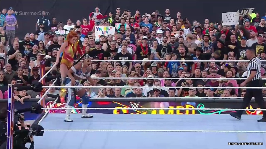 WWE_SummerSlam_2022_720p_WEB_h264-HEEL_mp4_001112854.jpg