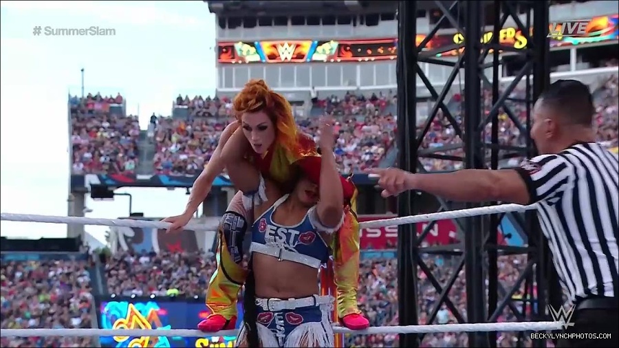 WWE_SummerSlam_2022_720p_WEB_h264-HEEL_mp4_001114854.jpg