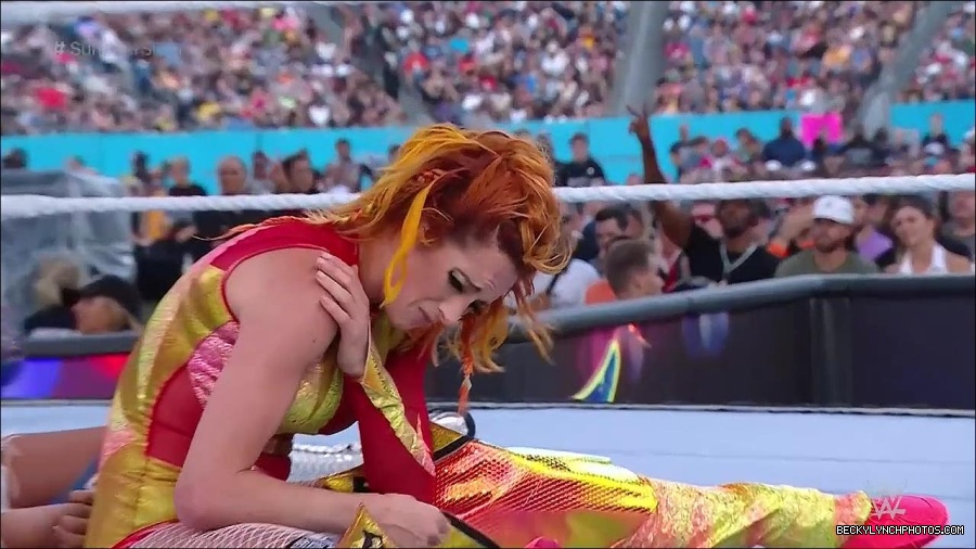 WWE_SummerSlam_2022_720p_WEB_h264-HEEL_mp4_001124454.jpg