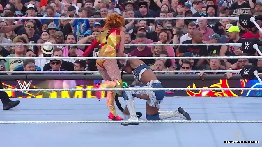 WWE_SummerSlam_2022_720p_WEB_h264-HEEL_mp4_001152854.jpg