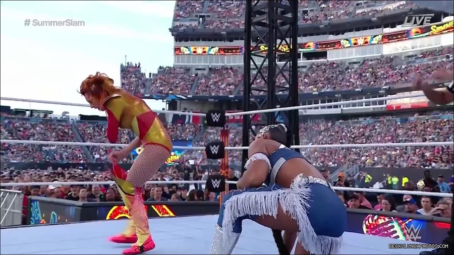 WWE_SummerSlam_2022_720p_WEB_h264-HEEL_mp4_001156054.jpg