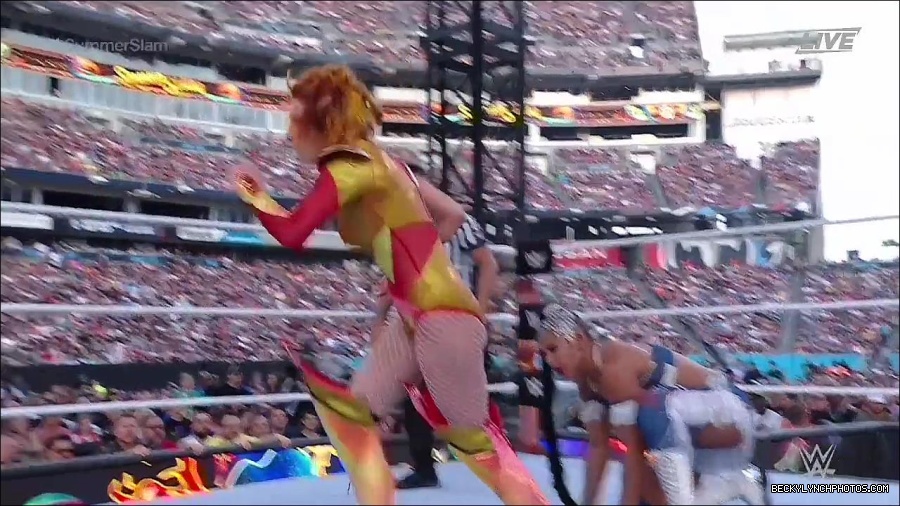 WWE_SummerSlam_2022_720p_WEB_h264-HEEL_mp4_001164854.jpg