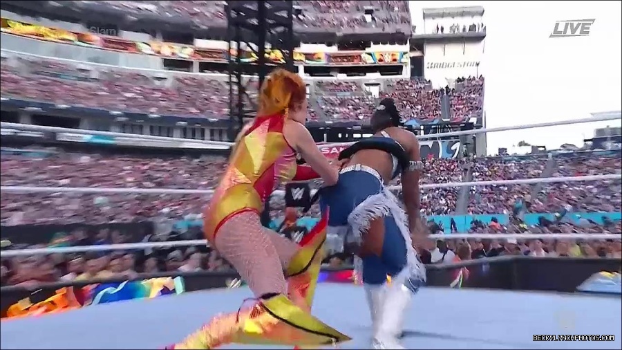 WWE_SummerSlam_2022_720p_WEB_h264-HEEL_mp4_001172054.jpg