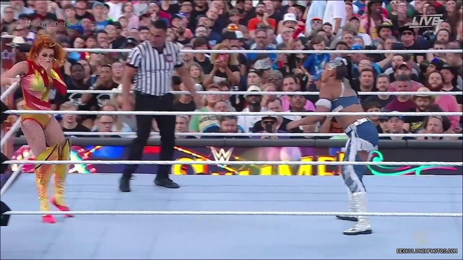 WWE_SummerSlam_2022_720p_WEB_h264-HEEL_mp4_001175654.jpg