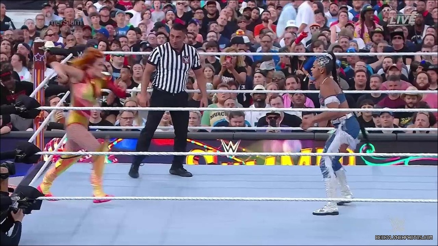 WWE_SummerSlam_2022_720p_WEB_h264-HEEL_mp4_001176054.jpg