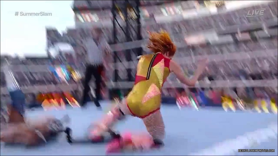 WWE_SummerSlam_2022_720p_WEB_h264-HEEL_mp4_001187320.jpg