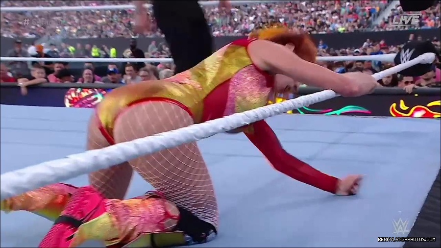 WWE_SummerSlam_2022_720p_WEB_h264-HEEL_mp4_001190520.jpg