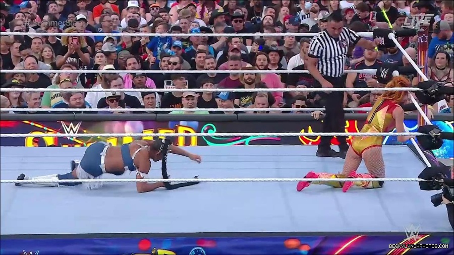 WWE_SummerSlam_2022_720p_WEB_h264-HEEL_mp4_001191320.jpg