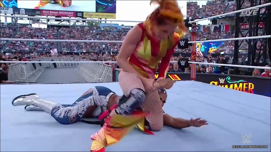 WWE_SummerSlam_2022_720p_WEB_h264-HEEL_mp4_001214520.jpg
