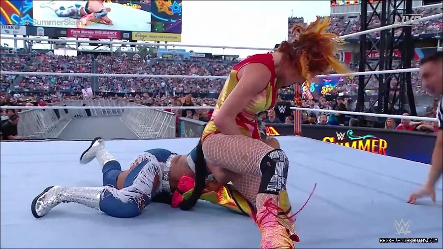 WWE_SummerSlam_2022_720p_WEB_h264-HEEL_mp4_001215320.jpg