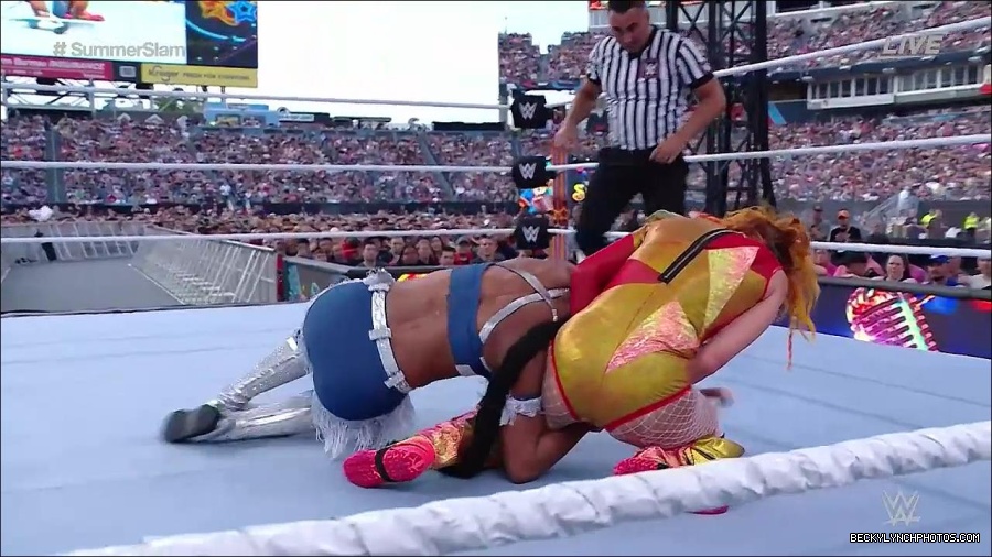 WWE_SummerSlam_2022_720p_WEB_h264-HEEL_mp4_001217720.jpg