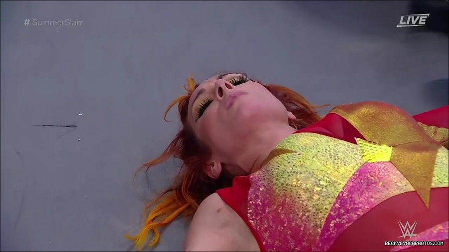 WWE_SummerSlam_2022_720p_WEB_h264-HEEL_mp4_001239320.jpg