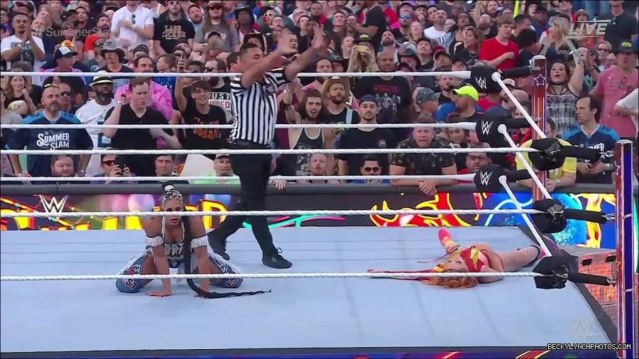 WWE_SummerSlam_2022_720p_WEB_h264-HEEL_mp4_001261720.jpg