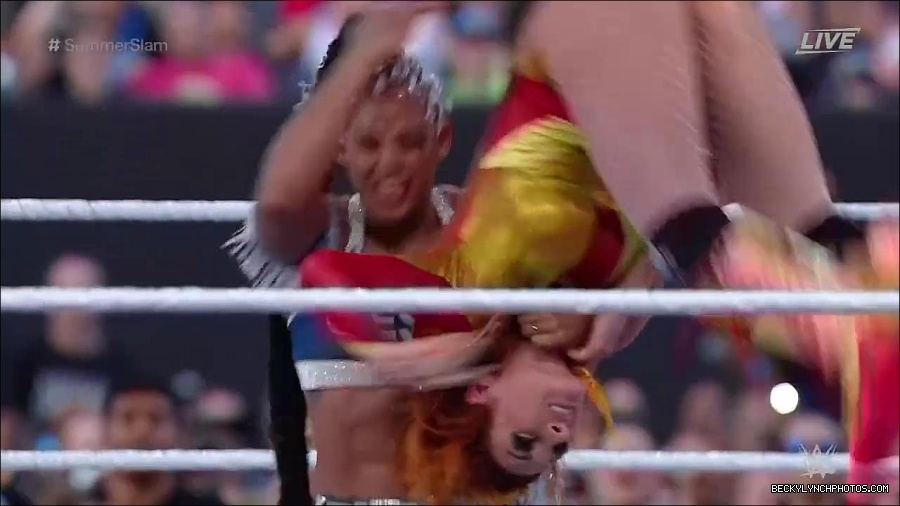 WWE_SummerSlam_2022_720p_WEB_h264-HEEL_mp4_001292920.jpg