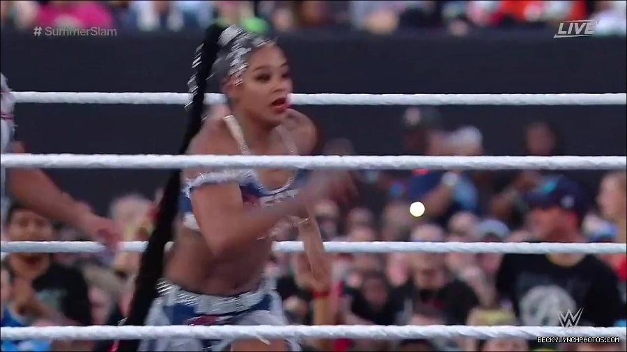 WWE_SummerSlam_2022_720p_WEB_h264-HEEL_mp4_001294920.jpg