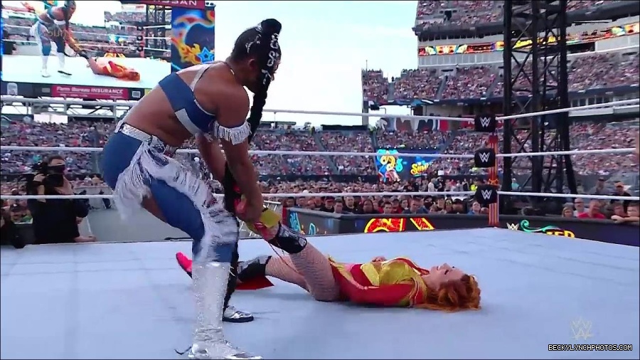 WWE_SummerSlam_2022_720p_WEB_h264-HEEL_mp4_001303320.jpg