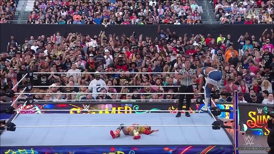 WWE_SummerSlam_2022_720p_WEB_h264-HEEL_mp4_001314520.jpg