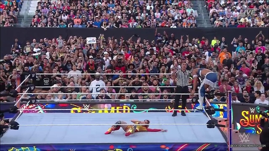 WWE_SummerSlam_2022_720p_WEB_h264-HEEL_mp4_001314920.jpg