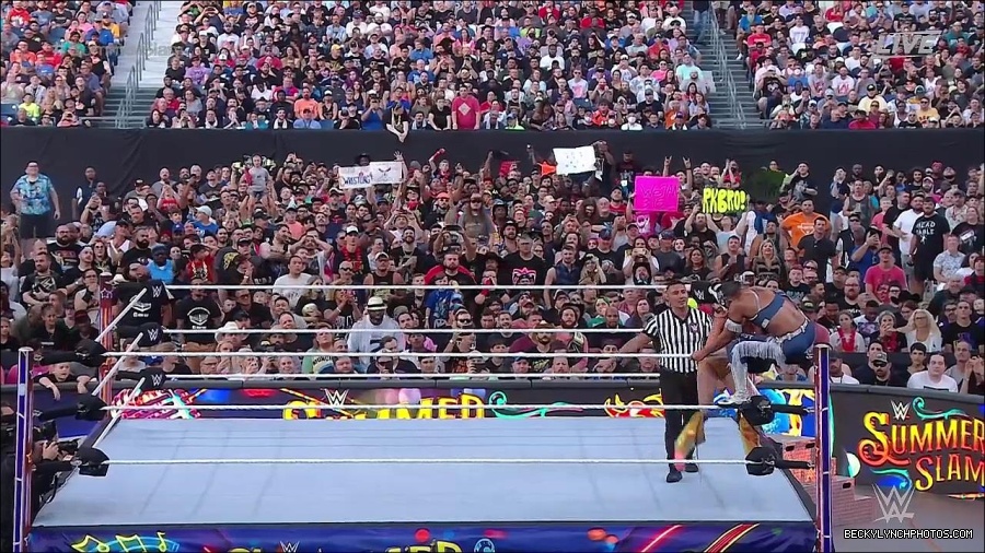 WWE_SummerSlam_2022_720p_WEB_h264-HEEL_mp4_001320920.jpg