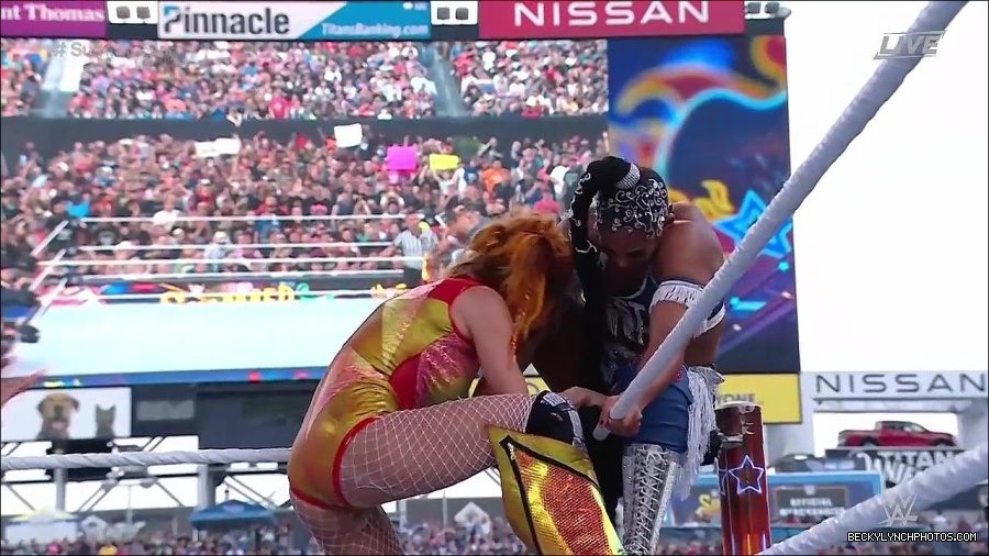 WWE_SummerSlam_2022_720p_WEB_h264-HEEL_mp4_001321720.jpg