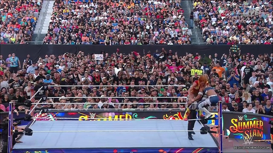 WWE_SummerSlam_2022_720p_WEB_h264-HEEL_mp4_001330920.jpg