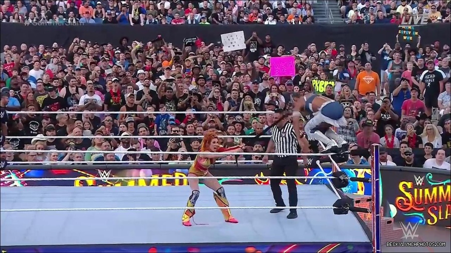 WWE_SummerSlam_2022_720p_WEB_h264-HEEL_mp4_001340920.jpg