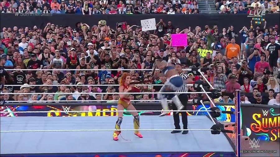 WWE_SummerSlam_2022_720p_WEB_h264-HEEL_mp4_001341320.jpg
