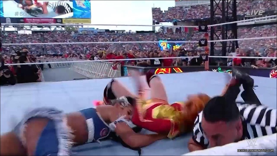 WWE_SummerSlam_2022_720p_WEB_h264-HEEL_mp4_001347720.jpg