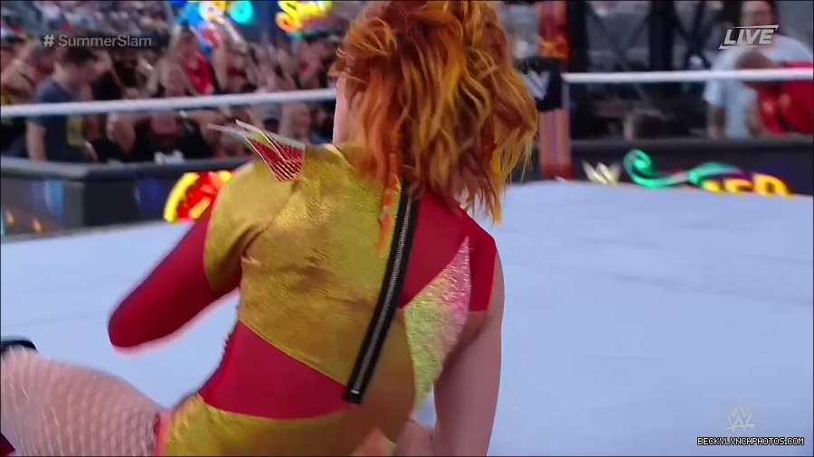 WWE_SummerSlam_2022_720p_WEB_h264-HEEL_mp4_001350120.jpg