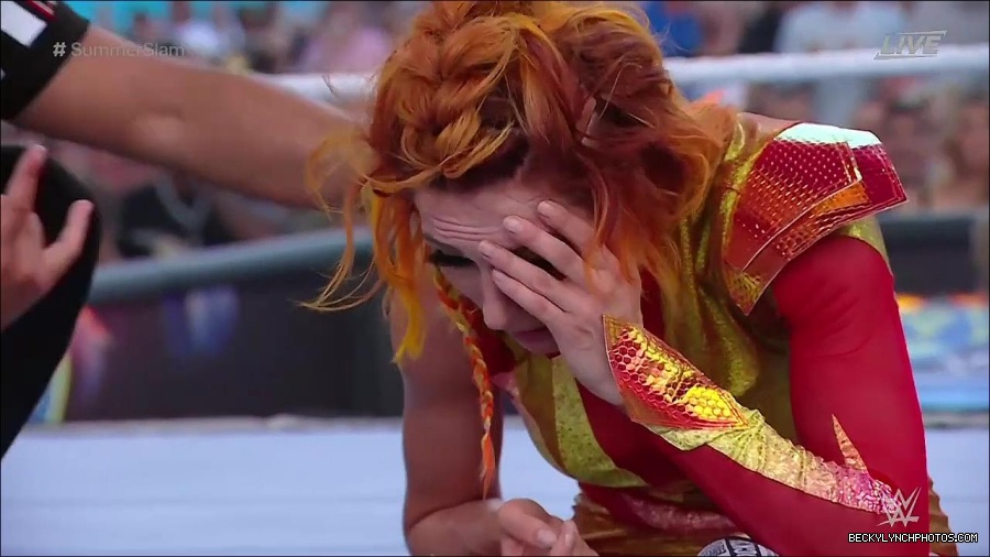 WWE_SummerSlam_2022_720p_WEB_h264-HEEL_mp4_001355320.jpg