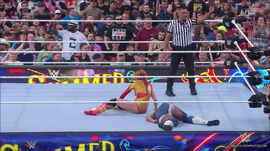 WWE_SummerSlam_2022_720p_WEB_h264-HEEL_mp4_001379320.jpg