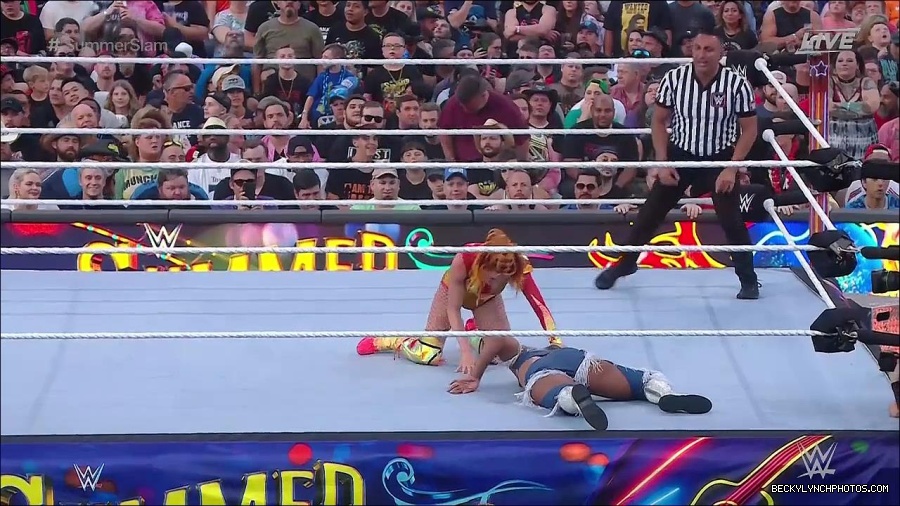WWE_SummerSlam_2022_720p_WEB_h264-HEEL_mp4_001384520.jpg