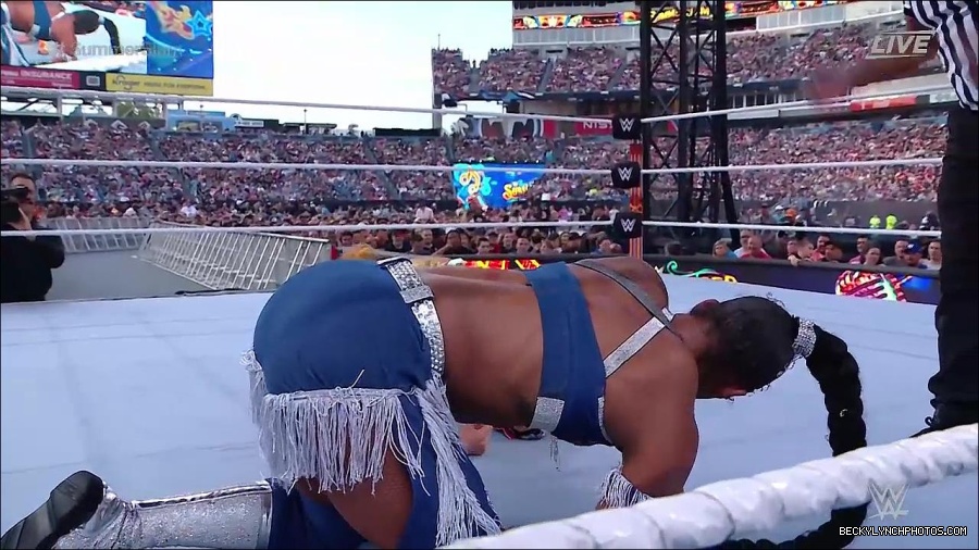 WWE_SummerSlam_2022_720p_WEB_h264-HEEL_mp4_001387720.jpg