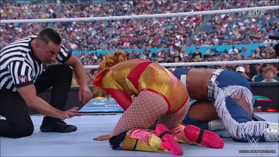 WWE_SummerSlam_2022_720p_WEB_h264-HEEL_mp4_001392120.jpg