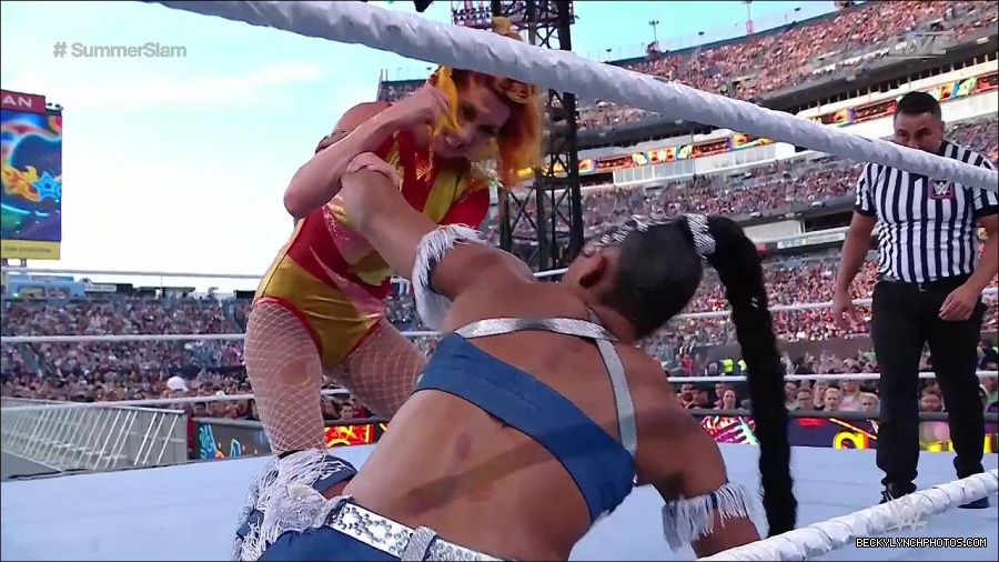 WWE_SummerSlam_2022_720p_WEB_h264-HEEL_mp4_001398120.jpg