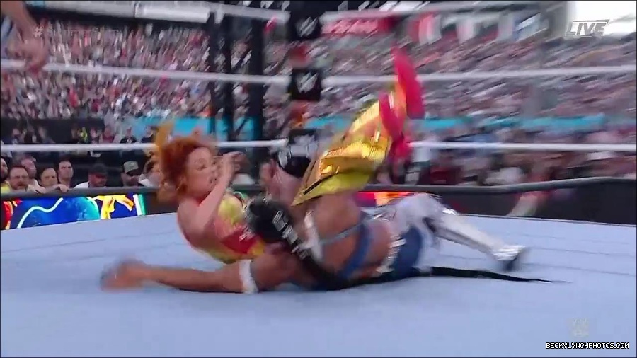 WWE_SummerSlam_2022_720p_WEB_h264-HEEL_mp4_001401720.jpg