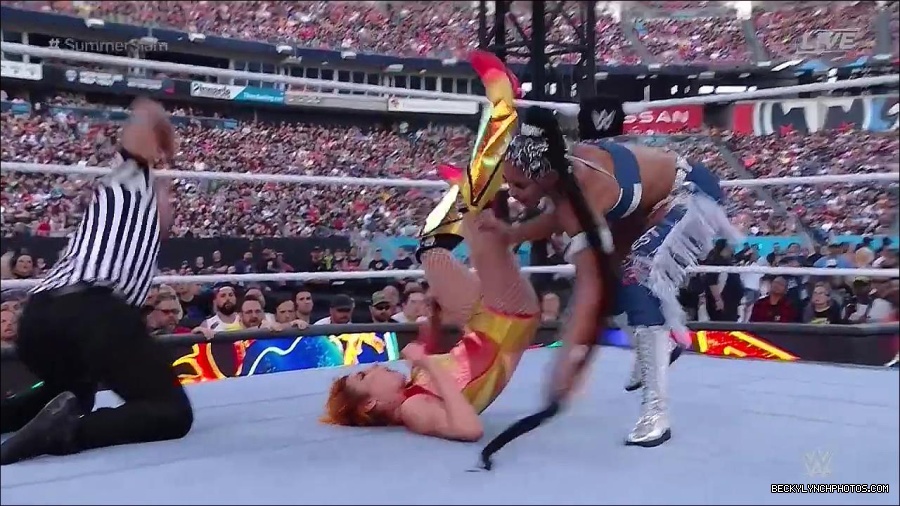WWE_SummerSlam_2022_720p_WEB_h264-HEEL_mp4_001403720.jpg
