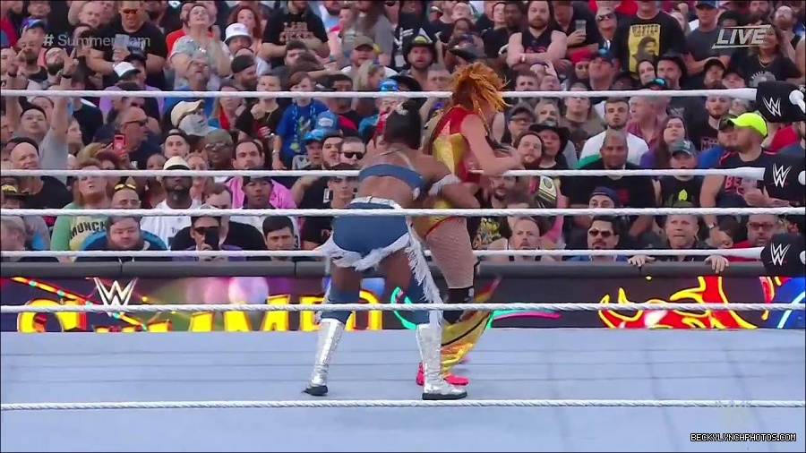 WWE_SummerSlam_2022_720p_WEB_h264-HEEL_mp4_001405720.jpg