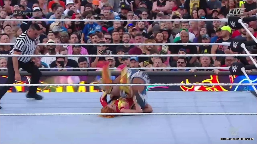 WWE_SummerSlam_2022_720p_WEB_h264-HEEL_mp4_001408920.jpg