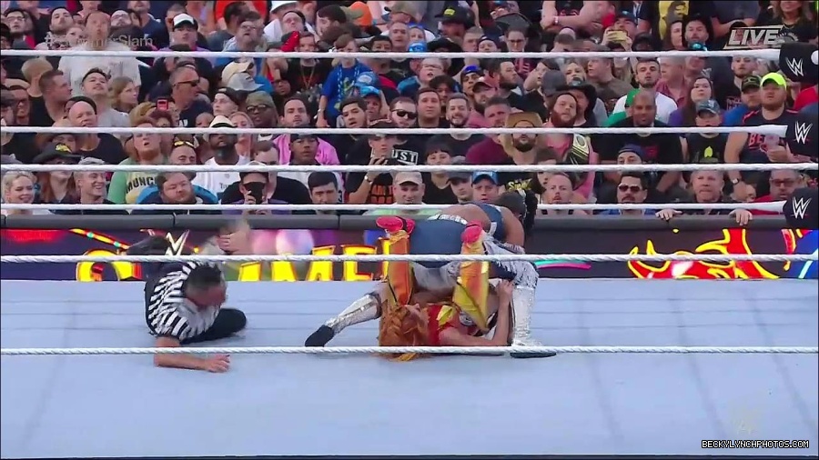 WWE_SummerSlam_2022_720p_WEB_h264-HEEL_mp4_001409720.jpg