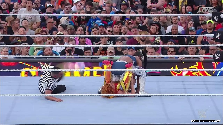 WWE_SummerSlam_2022_720p_WEB_h264-HEEL_mp4_001410120.jpg