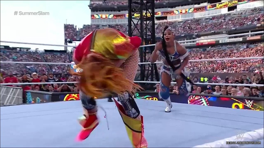 WWE_SummerSlam_2022_720p_WEB_h264-HEEL_mp4_001426120.jpg