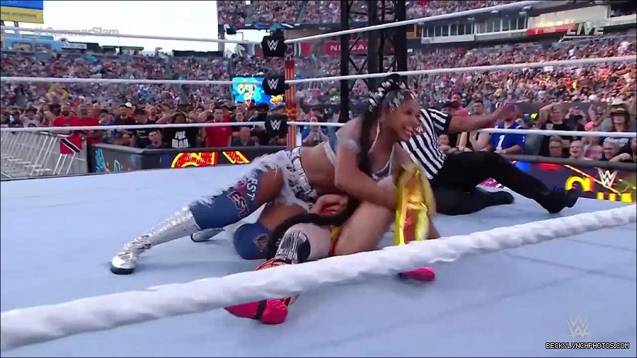 WWE_SummerSlam_2022_720p_WEB_h264-HEEL_mp4_001434520.jpg
